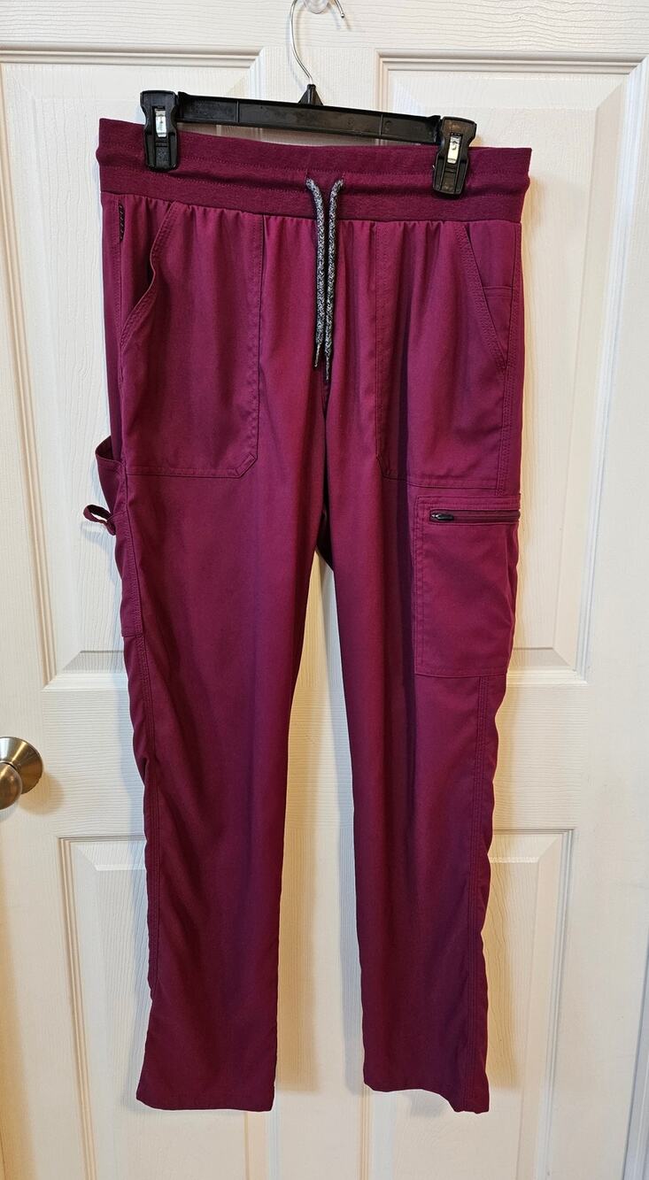 Carhartt Force Wine Colored Cargo Scrub Pants Jogger Straight Leg Size Medium